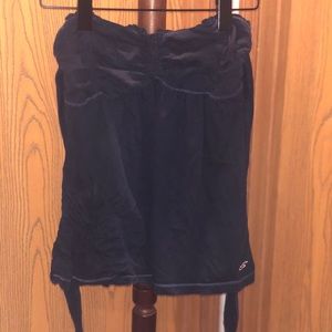 Strapless clench top